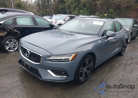 2022 Volvo S60 B5 Inscription из США, поврежденный, VIN 7JRL12TL2NG162014